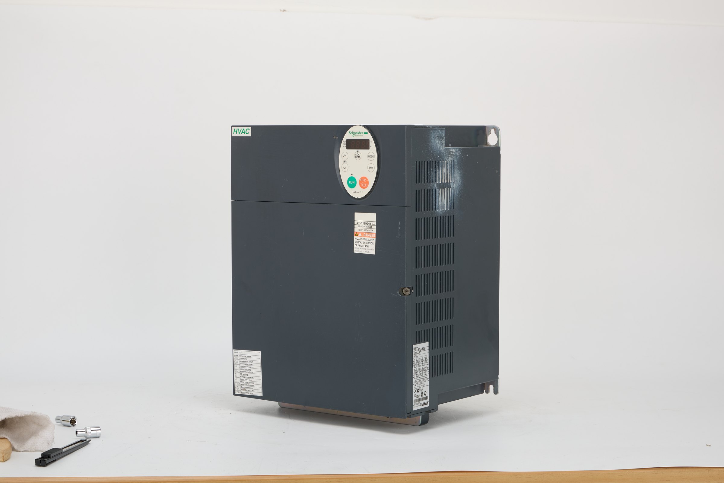 Schneider Electric Altivar 212