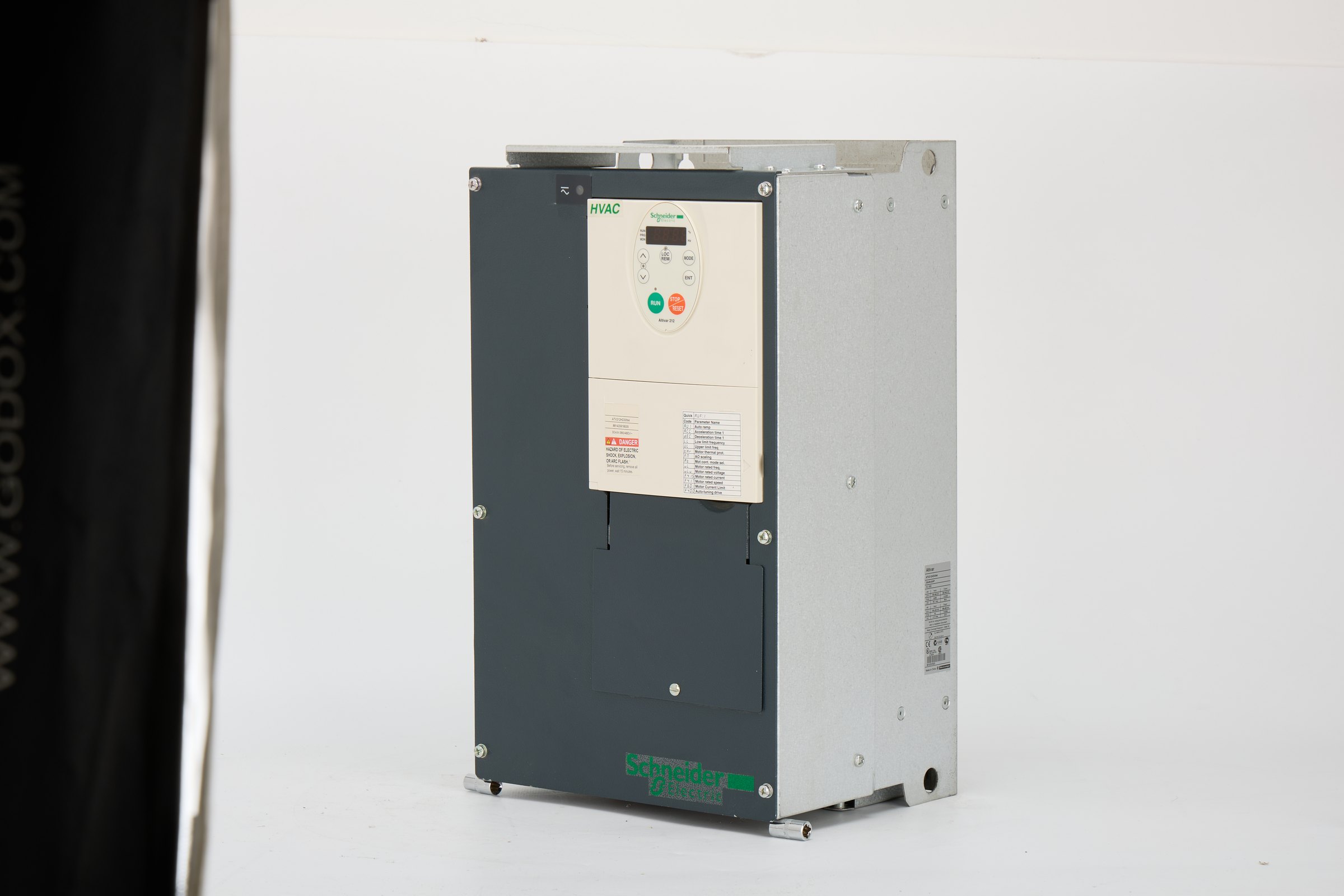 Schneider Electric ATV212HD30N4