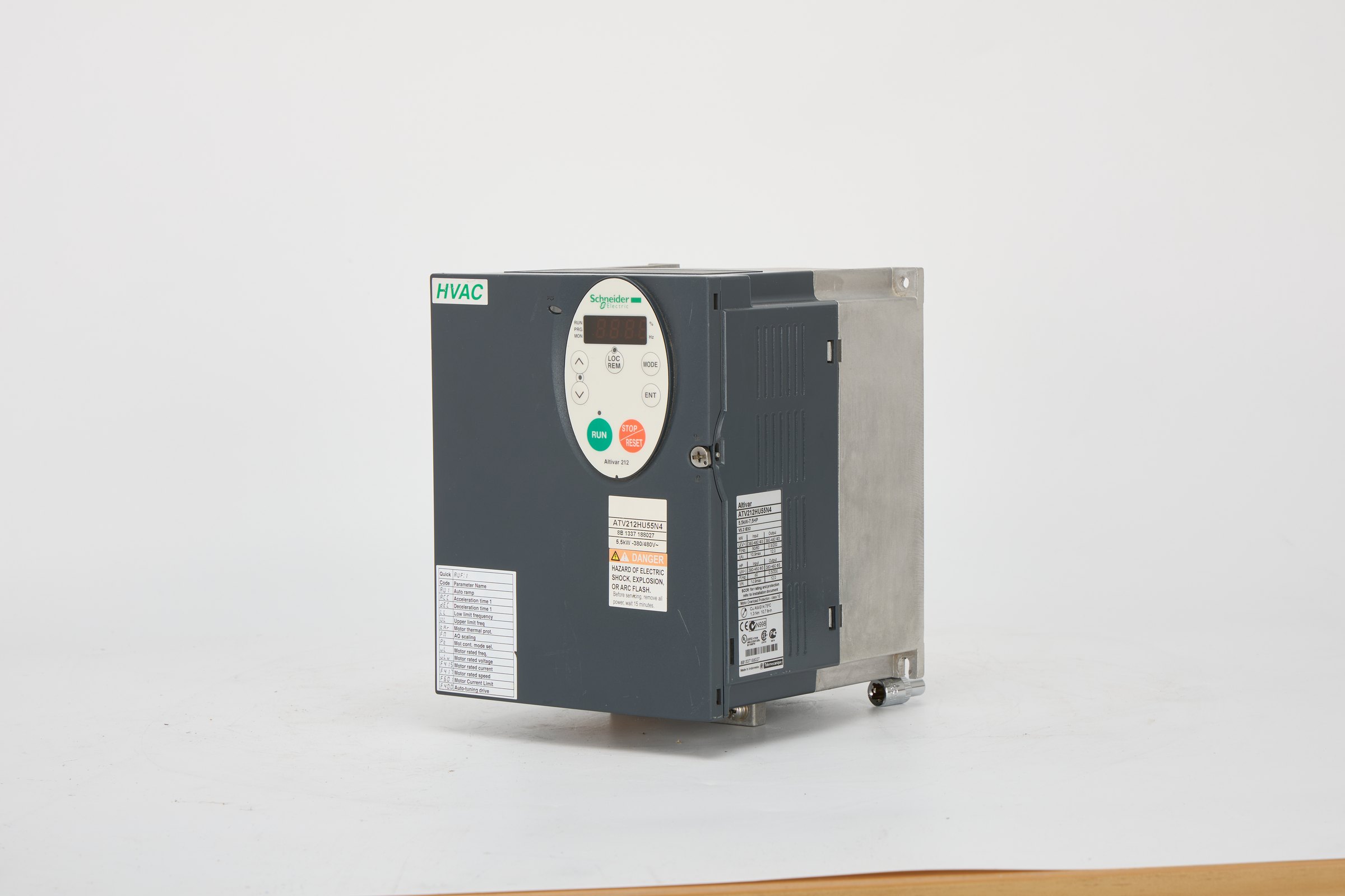 Schneider Electric ATV212HU55N4